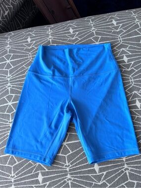 Lululemon Align High-Rise Short 8” Women’s Size 6 Blue
